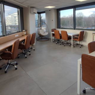 Bureau privé 35 m² 10 postes Coworking Avenue Jean Jaurès Joinville-le-Pont 94340 - photo 1